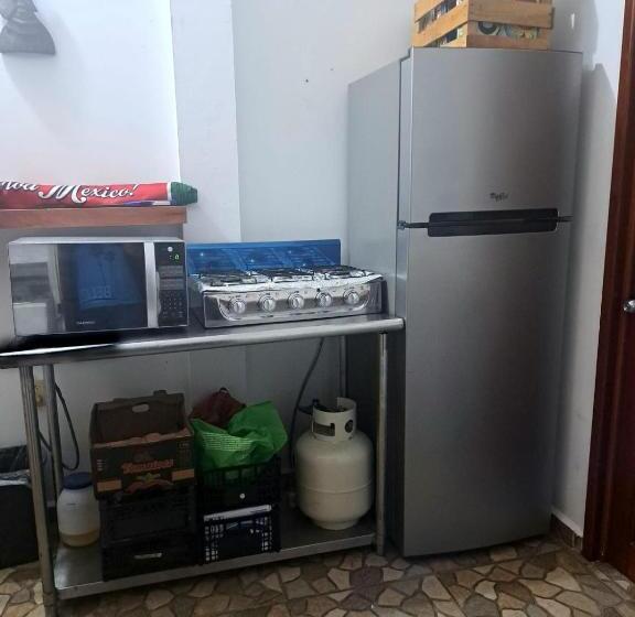 Кровать в Общей Комнате, Hidden Jems Mahahual Hostel