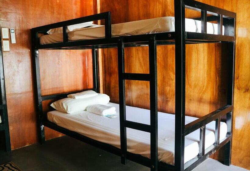 Четырехместный Номер Стандарт, Blue Palm Mountain Resort