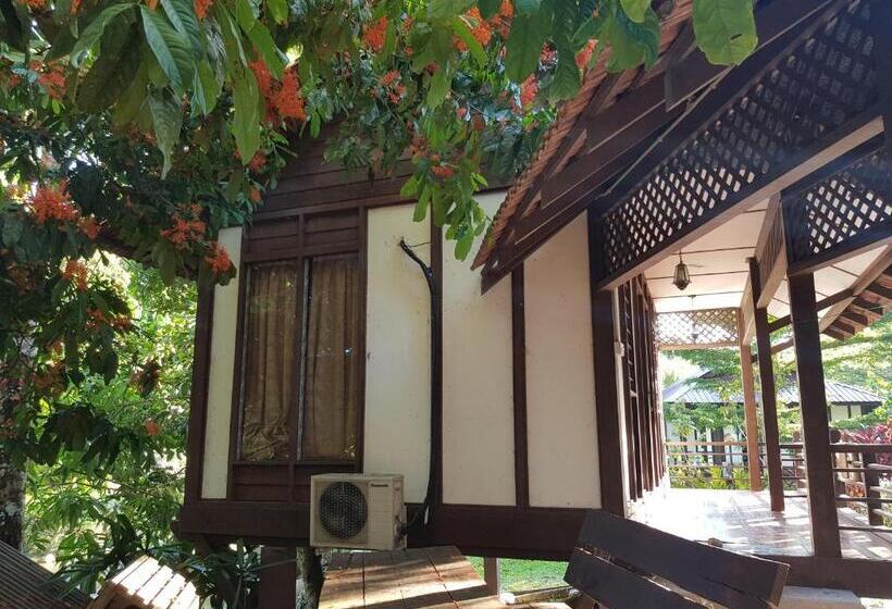 Четырехместный Номер Классик, D Impiana Riverview Chalet # Lenggong