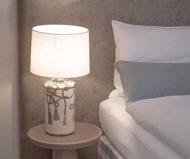 اتاق استاندارد, Maxim Suites By Elias Holl