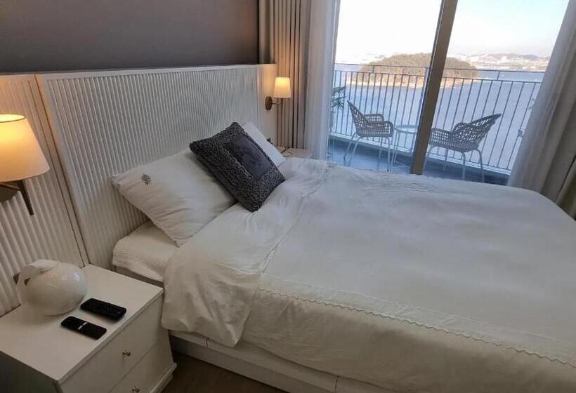 Номер Стандарт Вид на Море с Балконом, The Ocean Stay