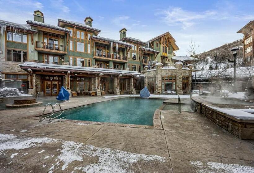 آپارتمان 1 خوابه با چشم‌انداز, Ski In & Out At Canyons, Pet Friendly, Cozy Fireplace, Sleeps 10