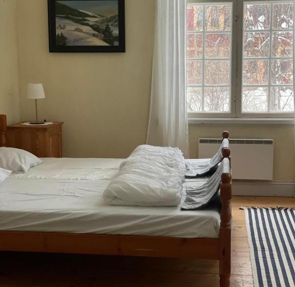 Номер Стандарт Четырехместный Совместный Санузел, Officersvillorna, älvkarleby Vandrarhem