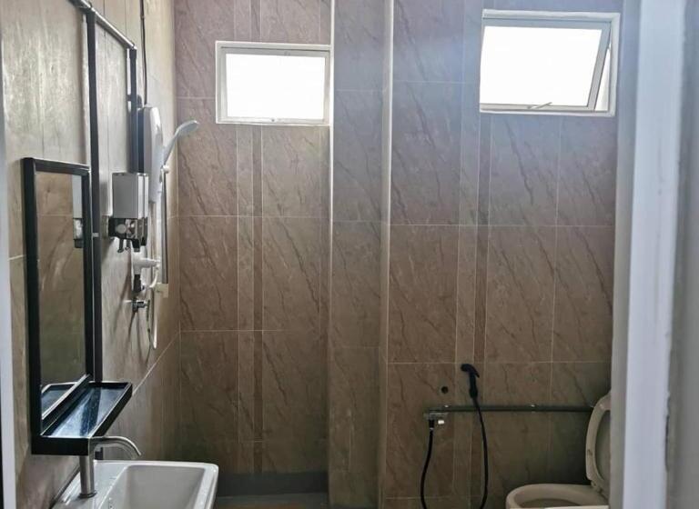 Семейный Номер, Ourstay Nadi Kota