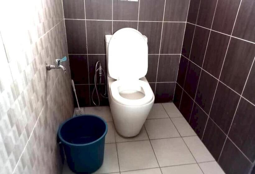 Номер Стандарт Трехместный, Oyo Home 90768 Flo Inn Motel