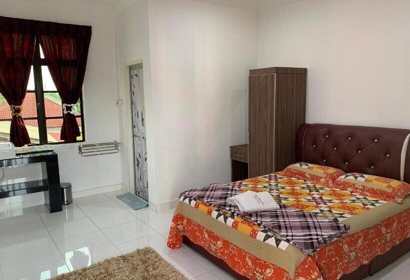 Номер Deluxe, Wan Danisha Villa Inn