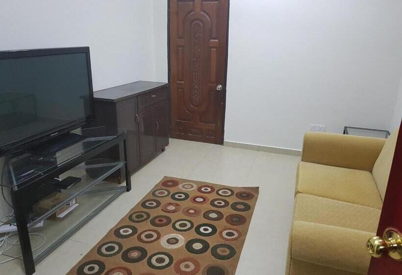 Дом 1 Спальня, Mri Residence   Homestay In Sg Buloh With Swimming Pool   No Pork&alcohol Allowed