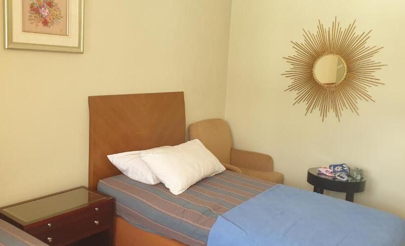 Номер Deluxe, Mri Residence   Homestay In Sg Buloh With Swimming Pool   No Pork&alcohol Allowed