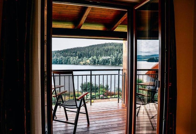Suite with lake view, Penzion Frymburk