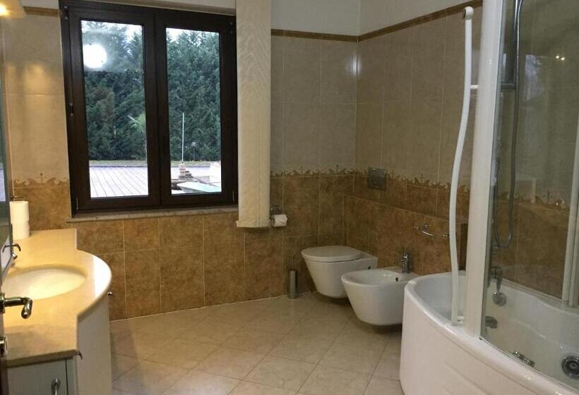 Семейный Номер, Villa Althea