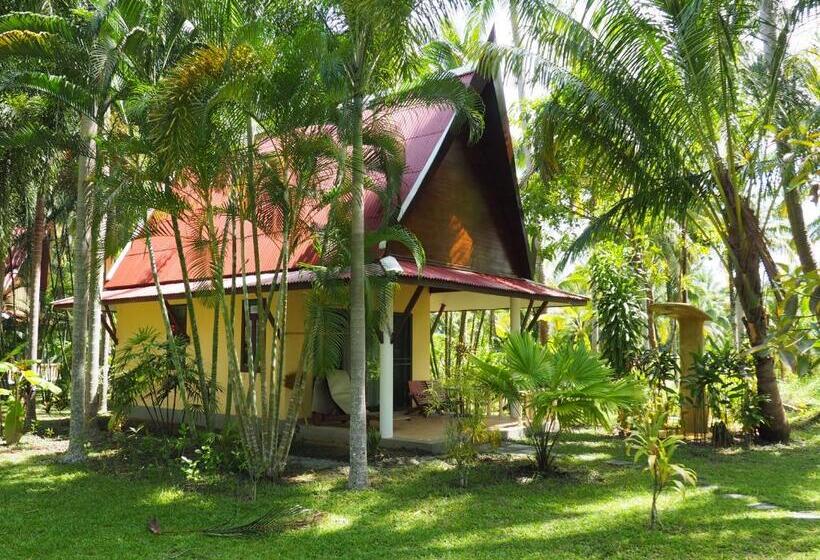 Бунгало Deluxe, Lake View Bungalows