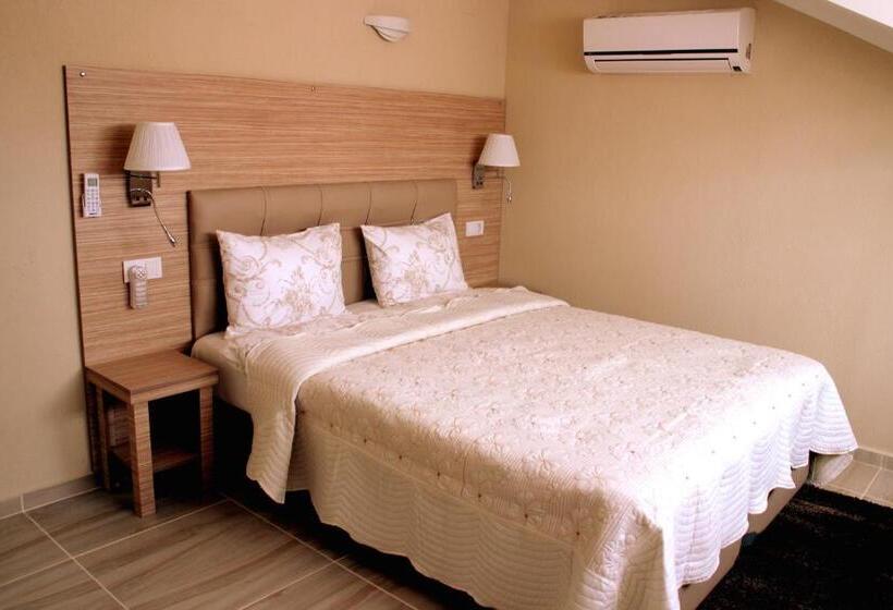 Номер Стандарт в Мансарде, Arp Dalyan