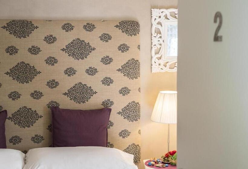 اتاق استاندارد, Rossocorallo B&b
