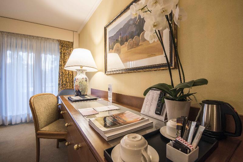 Номер Superior с Балконом, Salona Palace