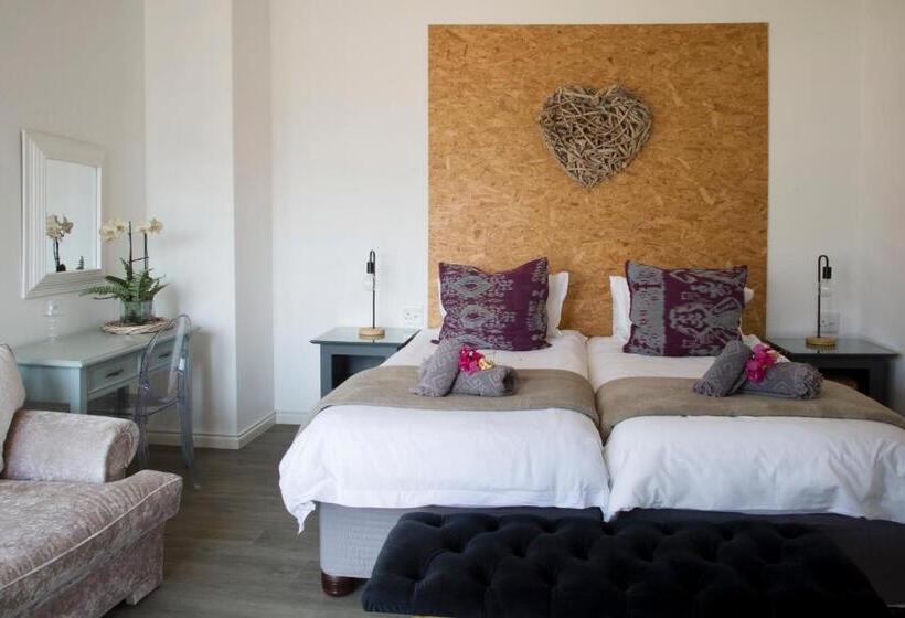 Family Suite, Sunshowers Plett