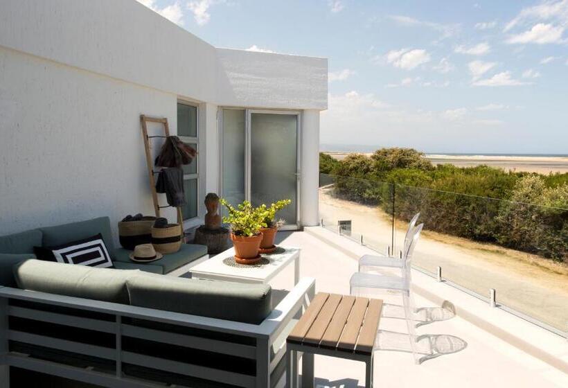 Апартаменты Deluxe 2 Спальни, Sunshowers Plett
