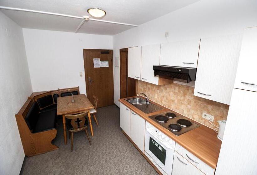2 Bedroom Apartment with Views, Hostel Chillertal