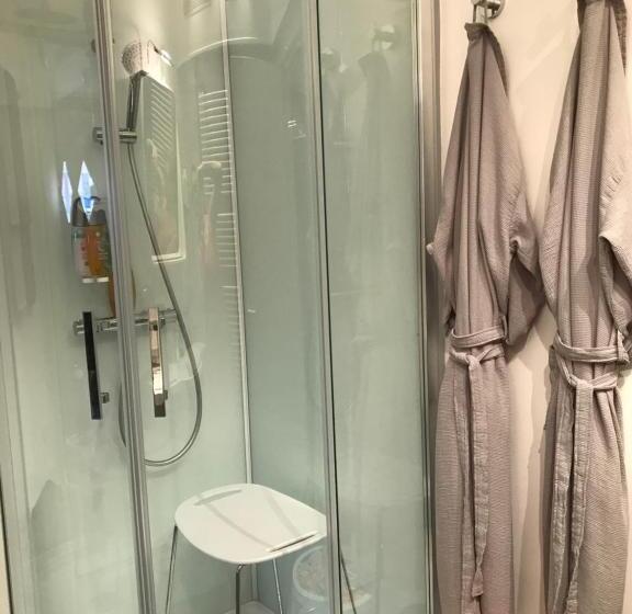 سوئیت با وان آب گرم, B&b Huyze Walburga