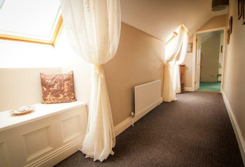 Номер Deluxe Вид на Море, Pairc Lodge