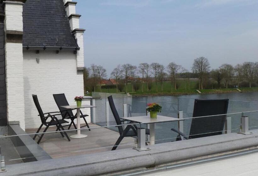 غرفة قياسية, Vijverhuis