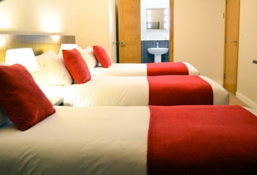 Апартаменты 2 Спальни, Carrick Plaza Suites And Apartments