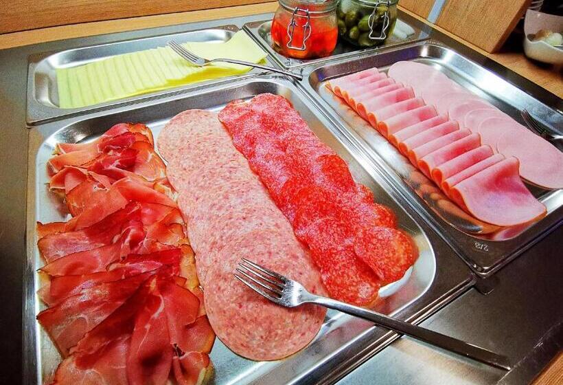 غرفة سوبيريور, Motel Hohenems