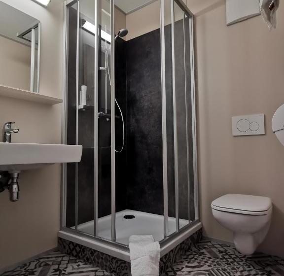 Номер Deluxe, Motel Hohenems