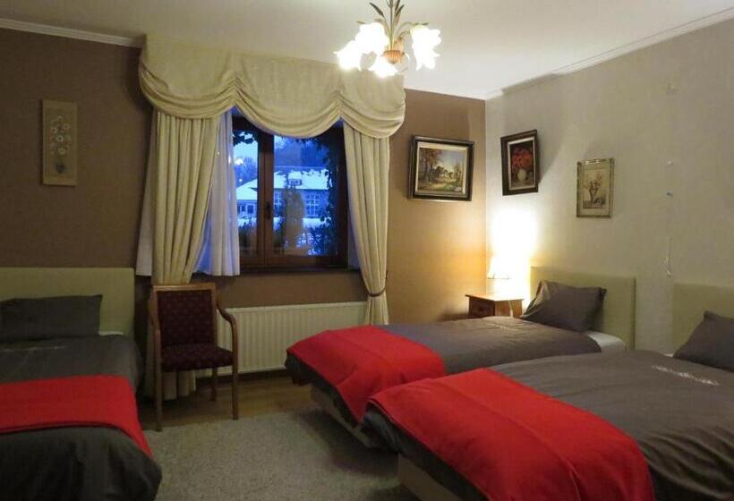 标准三人间, B&b Nord Sud