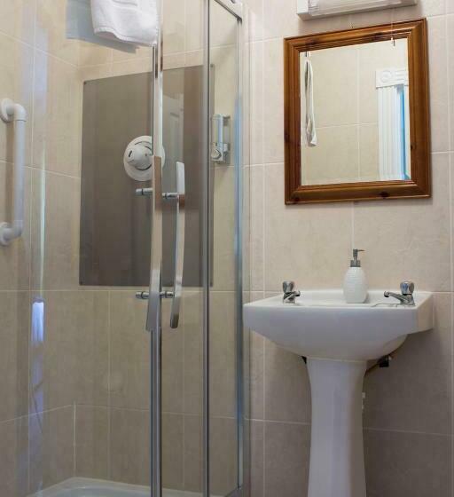 Номер Стандарт Трехместный, Grove House Bed & Breakfast