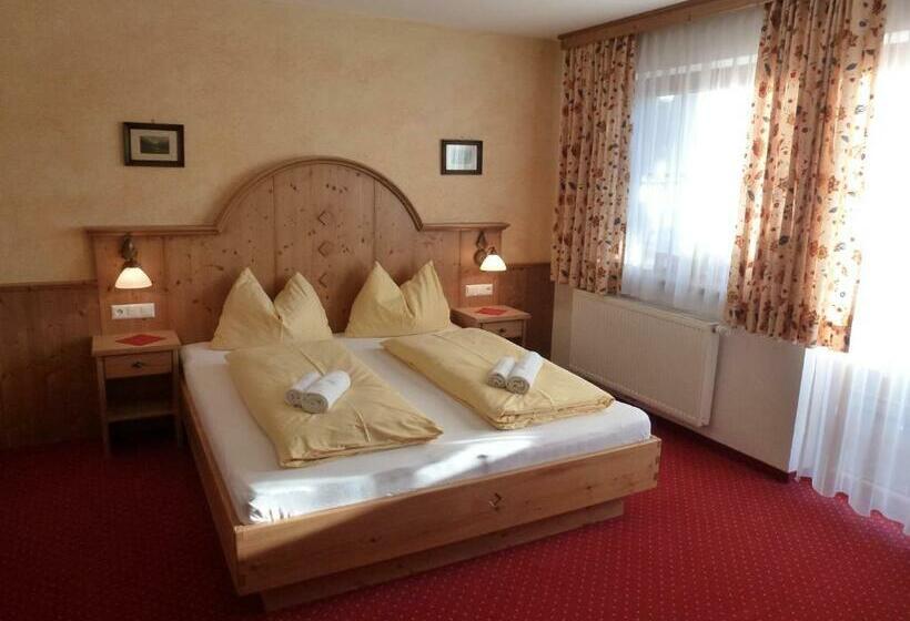 Номер Стандарт с Балконом, Garni Landhaus Trenkenbach