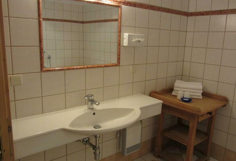 Номер Стандарт с Балконом, Garni Landhaus Trenkenbach