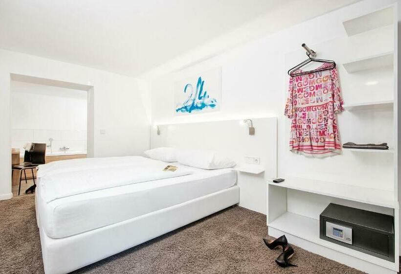 اتاق استاندارد, 24 Checkin Velden   Moderne Zimmer Im Zentrum