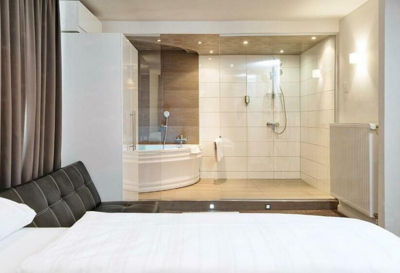 اتاق استاندارد با وان آب گرم, 24 Checkin Velden   Moderne Zimmer Im Zentrum