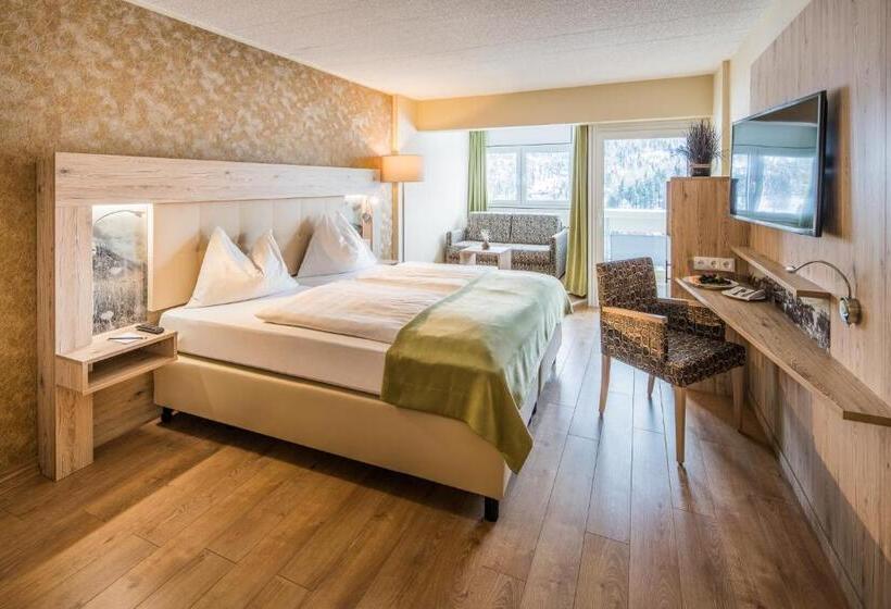 Classic room with balcony, Panorama Hotel Turracher Höhe