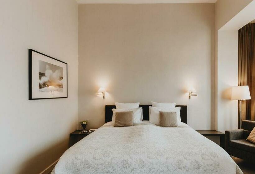Четырехместный Номер Стандарт, Grand Hotel Belle Vue