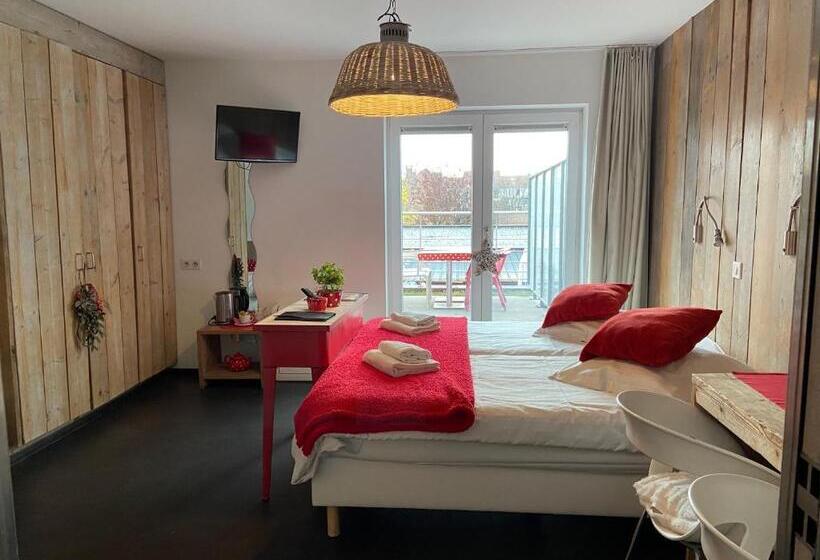 Номер Стандарт с Балконом, Aan Zee