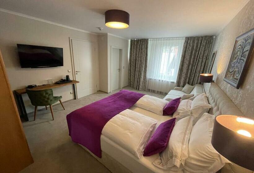 豪华房间, Radetzky