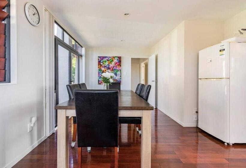 Deluxe Suite, Private Room In A Lovely House