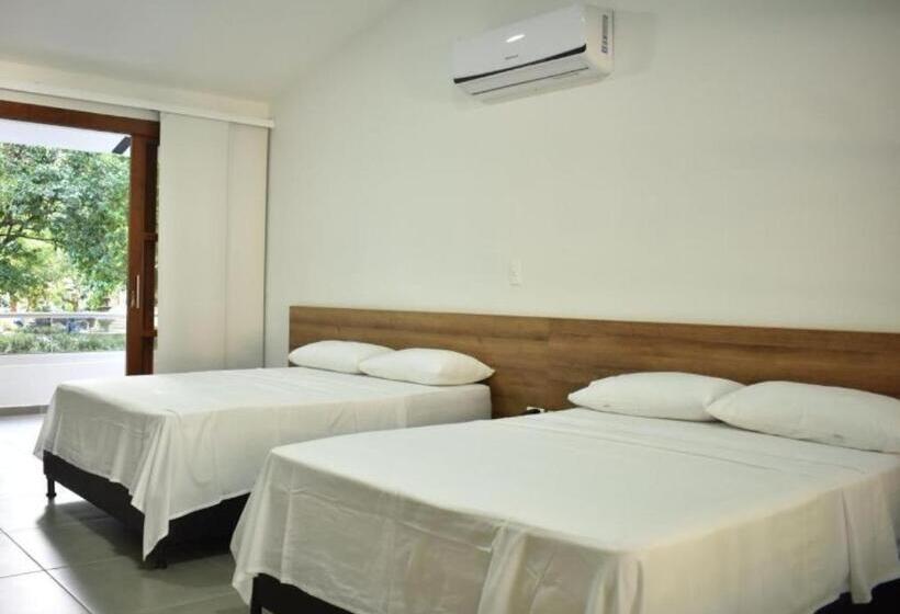 Семейный Номер, Hosteria Real Santa Fe