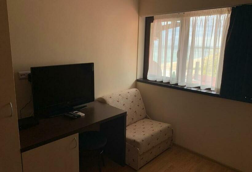 Номер Стандарт, Family Hotel Piter