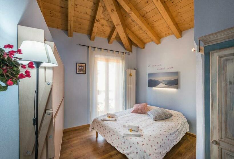 Номер Стандарт, La Casa Del Poeta