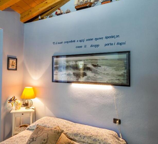 Номер Стандарт, La Casa Del Poeta