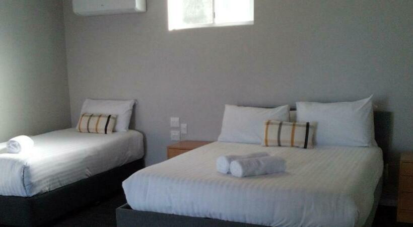 장애인을 위한 스탠다드 룸, Hive Hotel, Moruya
