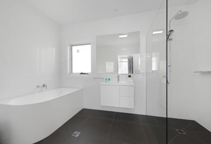 패밀리 룸, Hive Hotel, Moruya