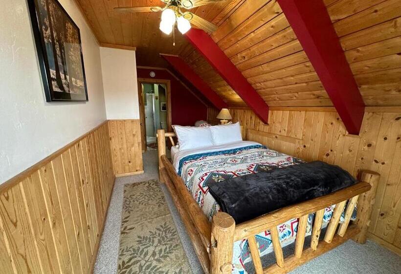 Номер Стандарт с Балконом, Mount Peale Country Inn