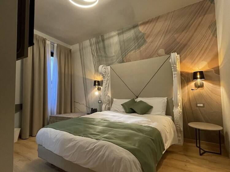 Номер Deluxe, Central Giacomini