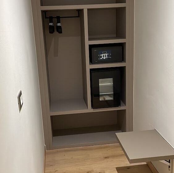 Номер Deluxe, Central Giacomini