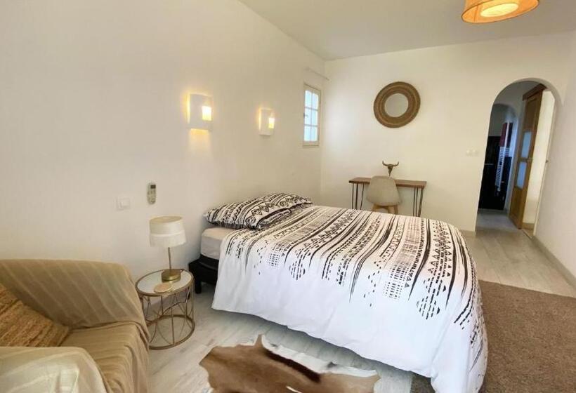 Suite with Terrace, Coliver   Coliving A La Réunion