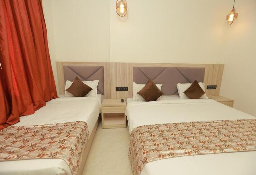 스탠다드 트리플 룸, Zed Hotel   Igi Airport Delhi