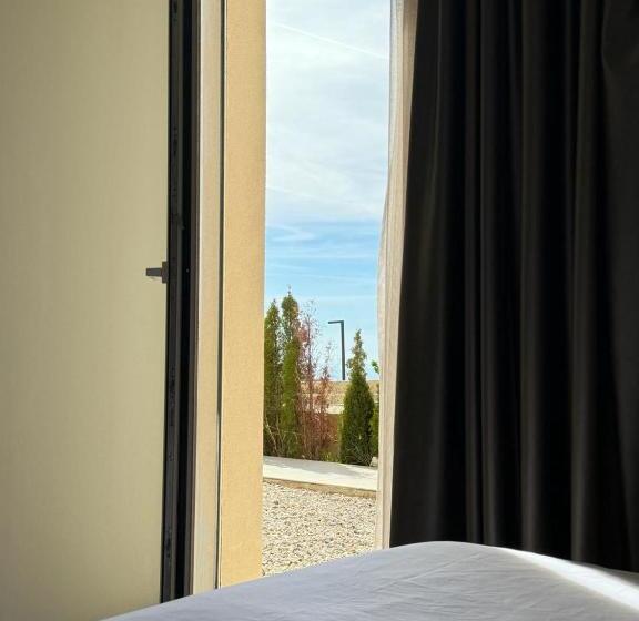 Standard Triple Room with Terrace, Green Condo Hotel Palase